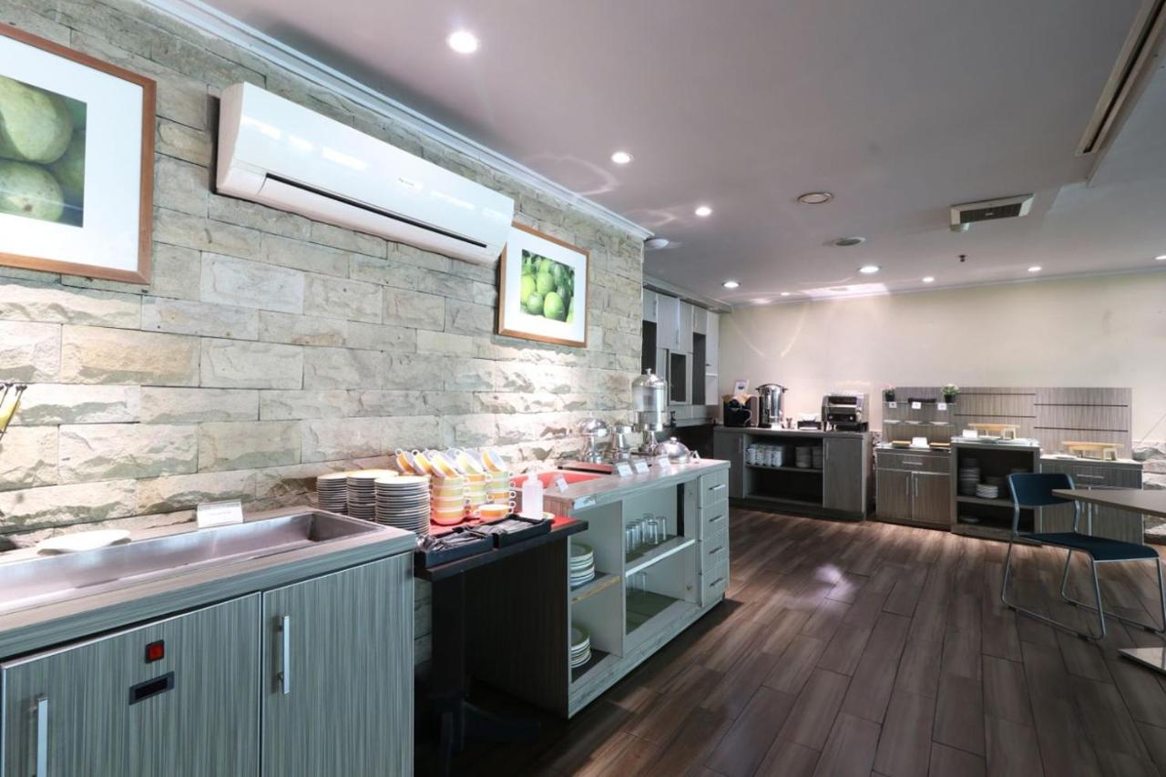 Tamarin Hotel Jakarta Manage By Vib Hospitality Management المظهر الخارجي الصورة